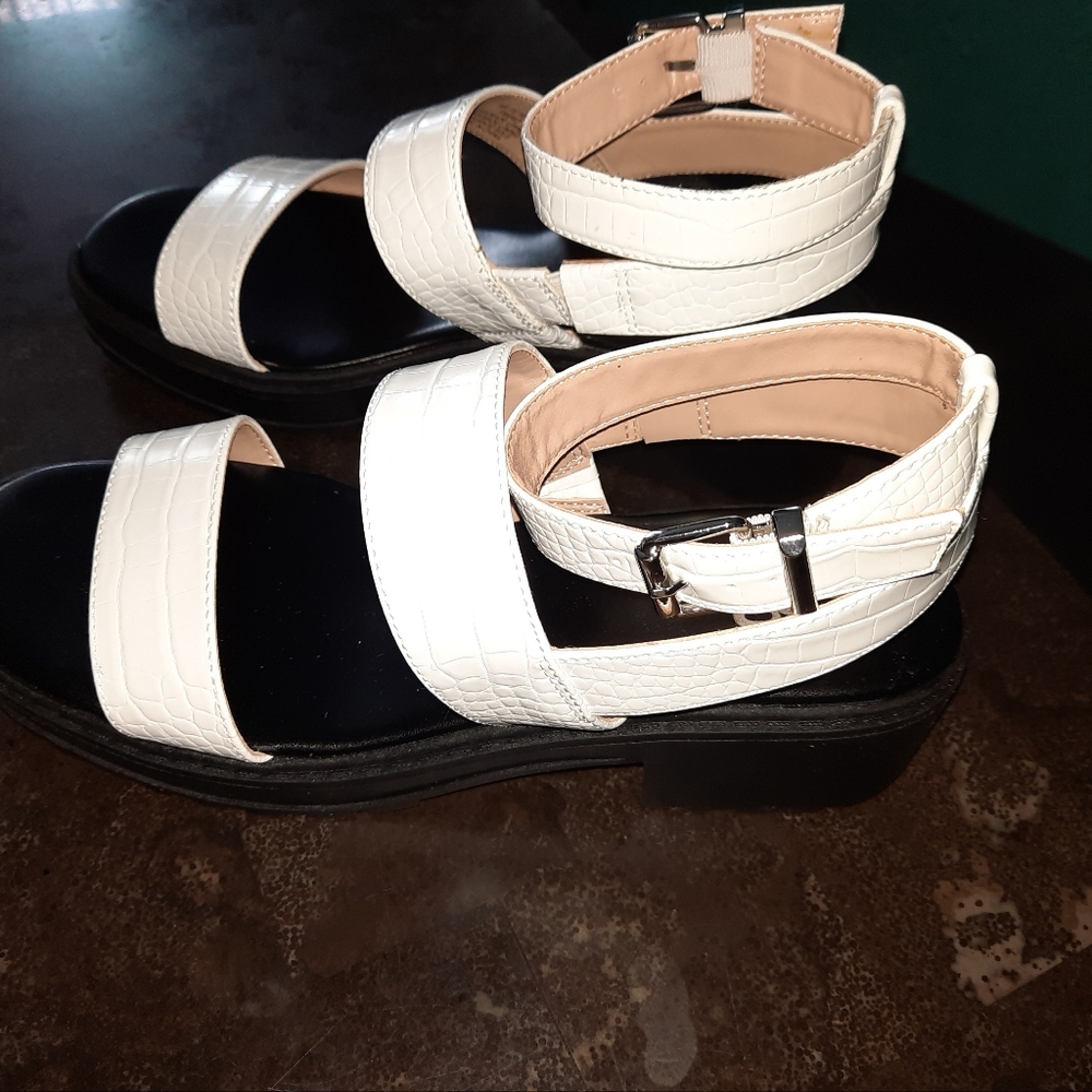 BRAND NEW White Patent Platform Sandals